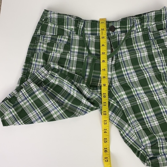 100% cotton plaid Green white Bermuda hiking shorts size 18 - Picture 6 of 16